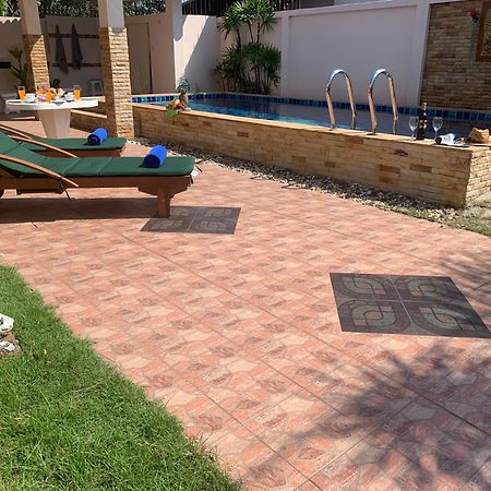 Yoch Pool Villa Pattaya Ngoại thất bức ảnh