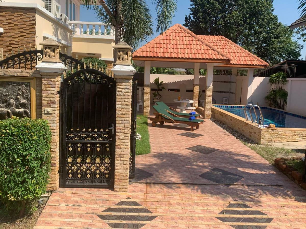 Yoch Pool Villa Pattaya Ngoại thất bức ảnh